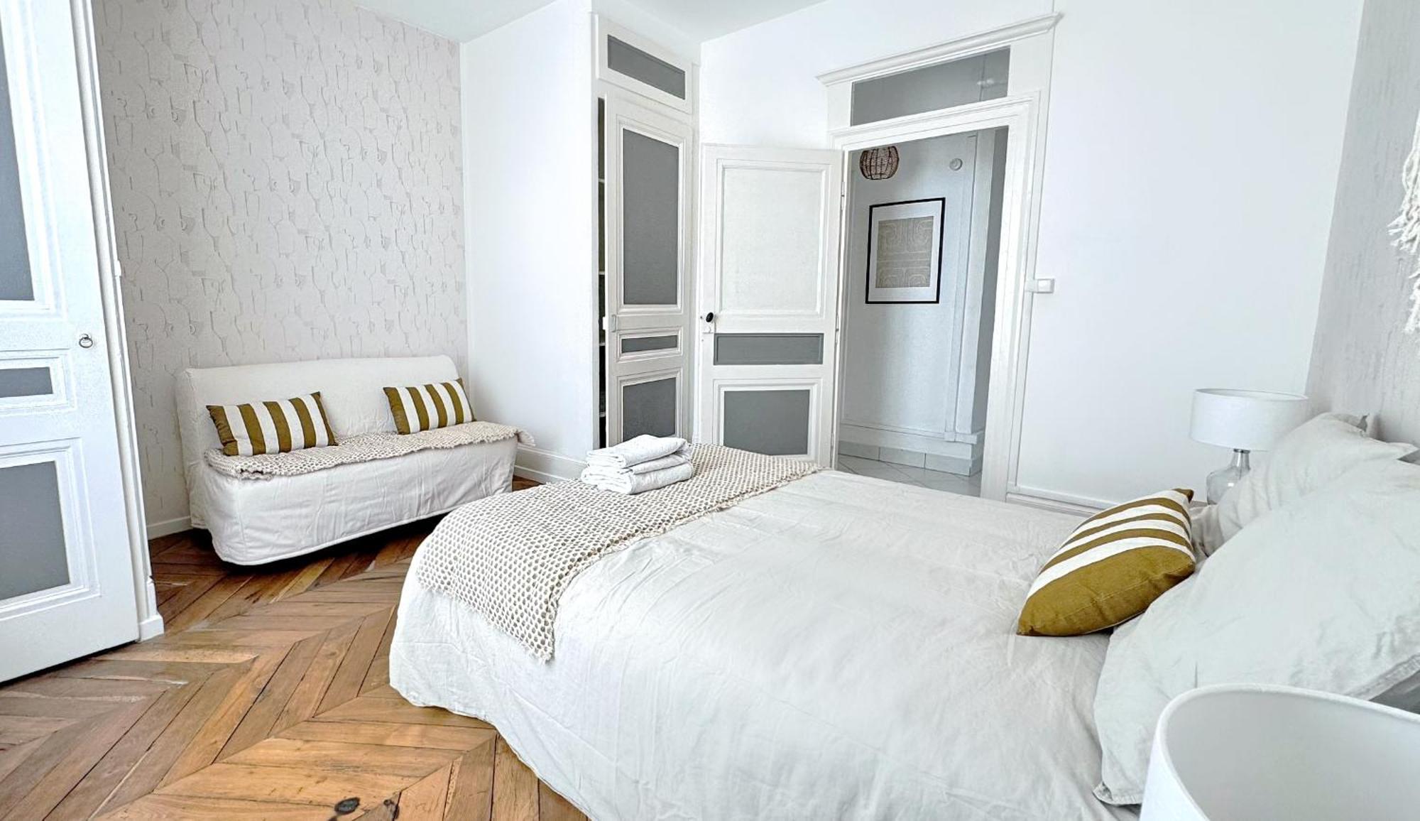 Suite Cinnabar อูลแลงส์ ภายนอก รูปภาพ